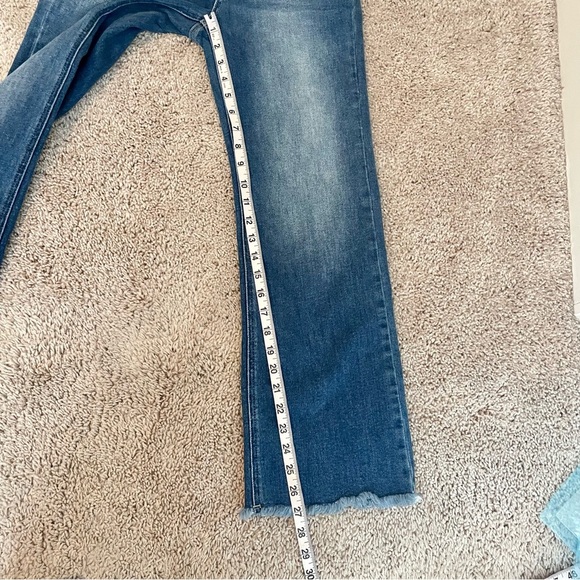 RDP5572 Risen High Rise Crop Ankle Flare Raw Hem Jean - Picture 5 of 12